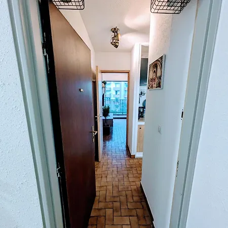 Apartment Cosy Avec Parking *