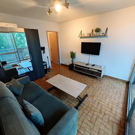 Apartment Cosy Avec Parking *